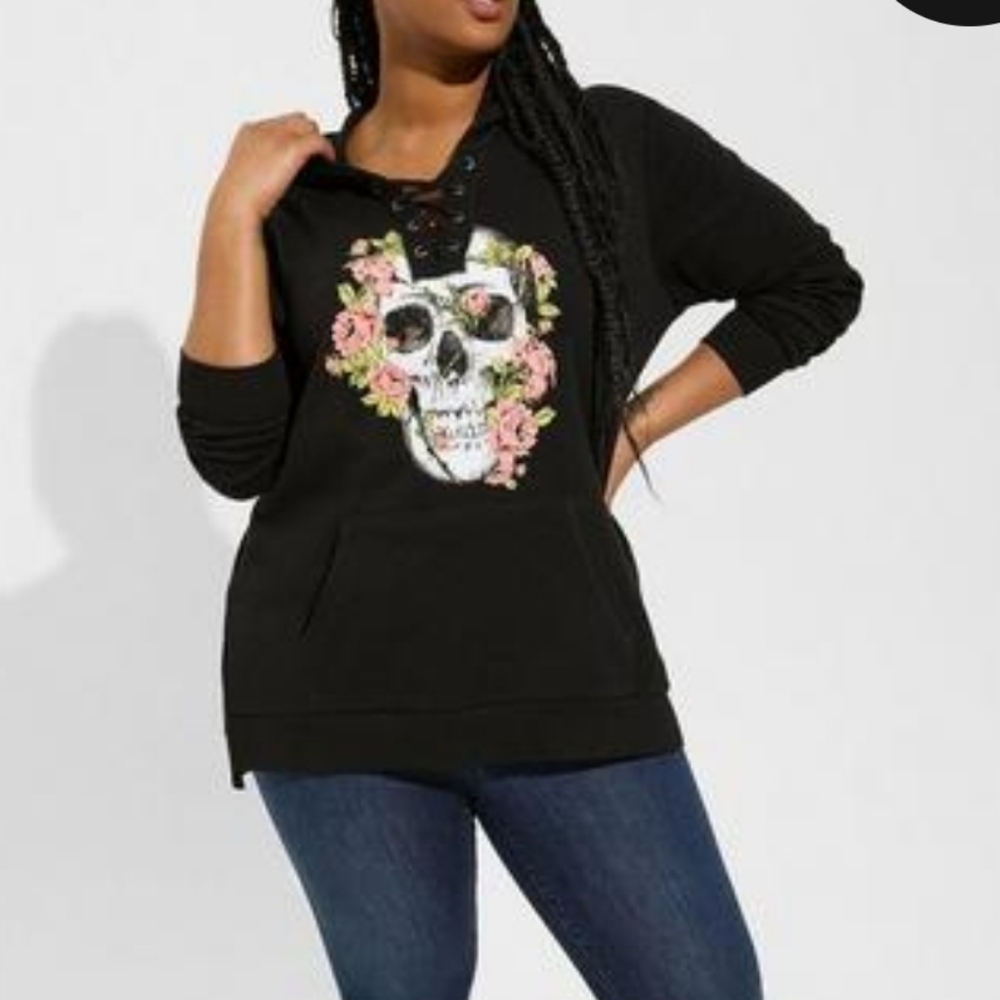 🆕️☠️ SKULL & FLORAL FLEECE LACE UP SIDE SLIT HOODIE☠️ - Picture 2 of 6